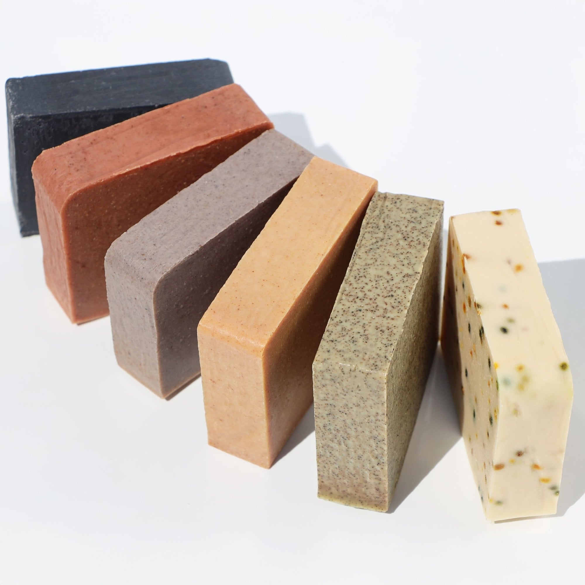 Lavender Soap Made With Brazilian Purple Clay, Silk & Crushed Lavender Petals - Koka Beauty